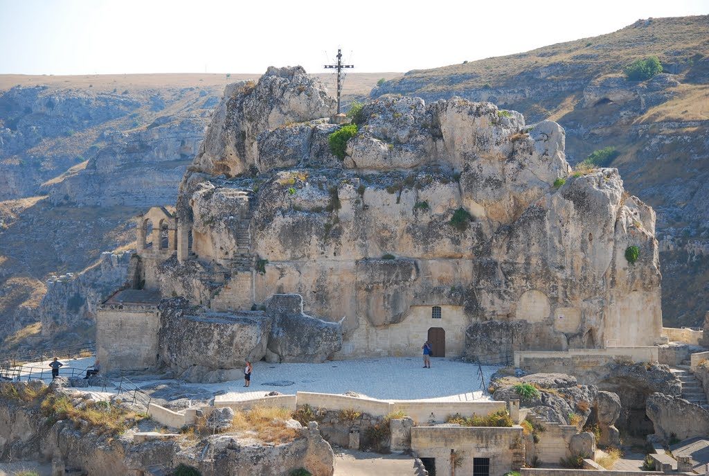 MATERA-caveoso